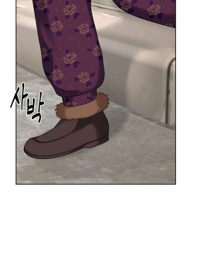 043