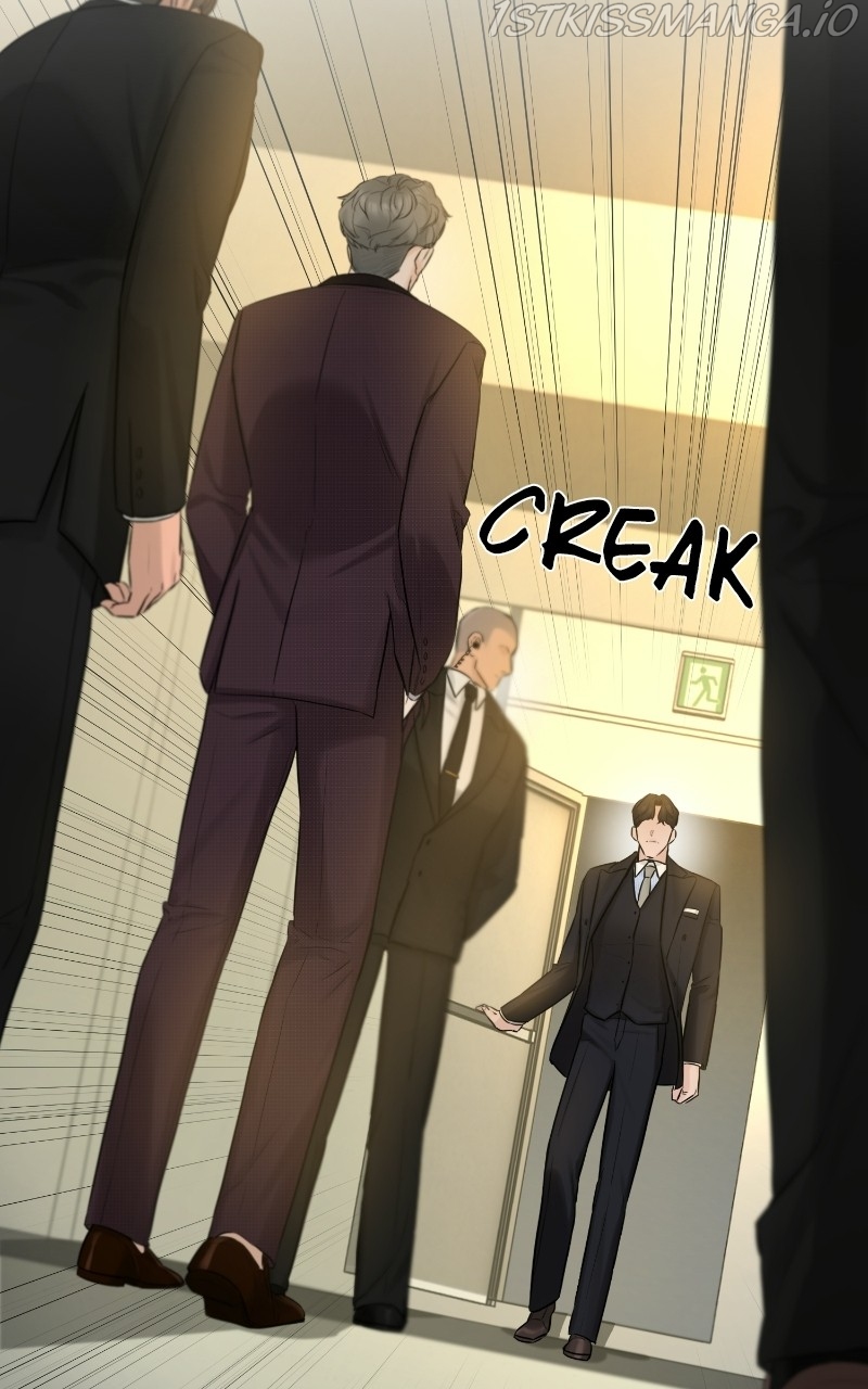 048