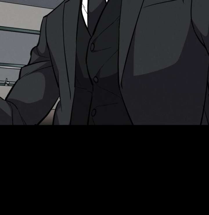 043